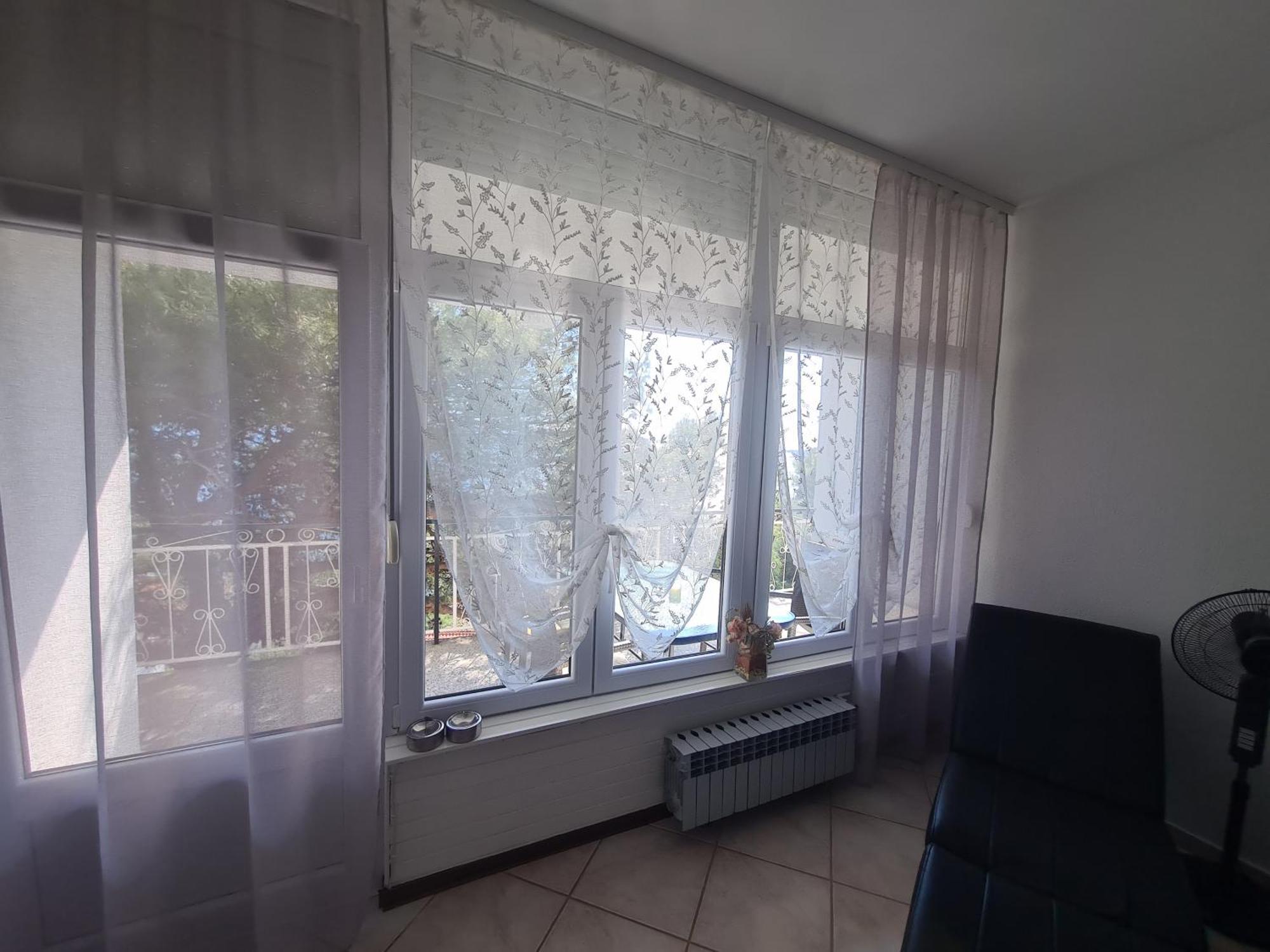 Apartments Adisa Omis Bagian luar foto